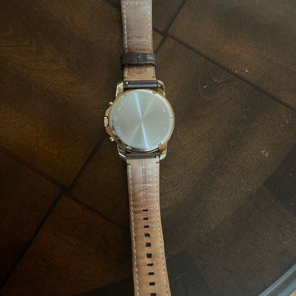 Fossil 44MM Brown Leather Watch - Picture 4 of 4